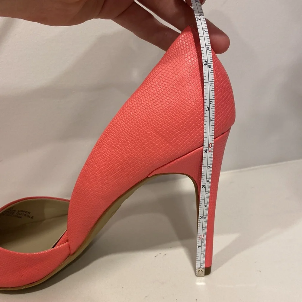 Pink heels - Picture 3 of 5
